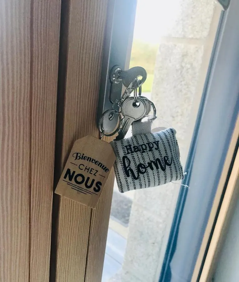 Au Petit Bonheur De Claire Et Jo Bed & Breakfast La Chapelle-Caro 0*,  France
